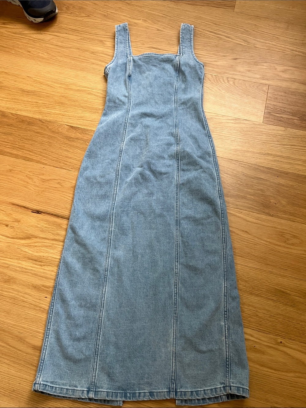 Abercrombie & Fitch Denim Column Midi Dress- light wash size XSP
